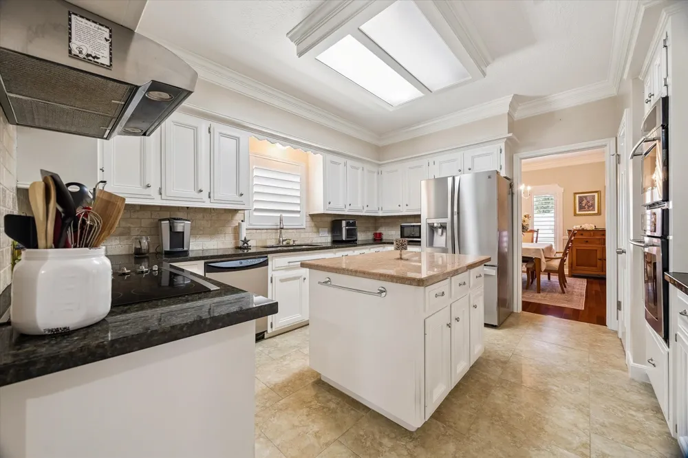 15111 Rose Cottage Drive Houston, TX 77069