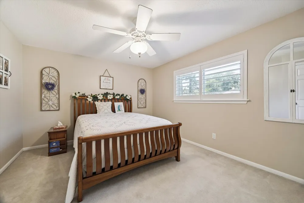 15111 Rose Cottage Drive Houston, TX 77069