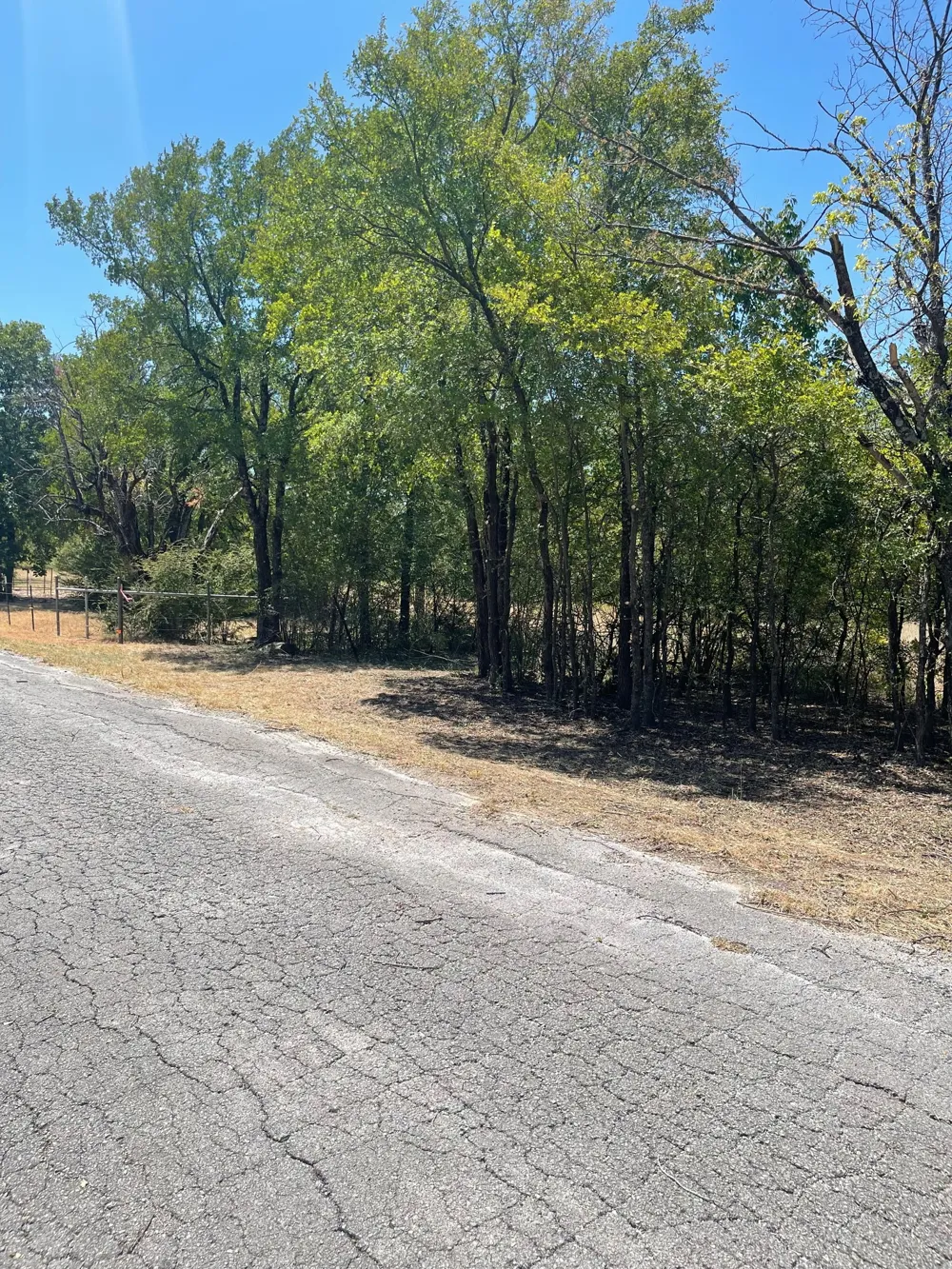 824 Truman Circle Lancaster, TX 75146