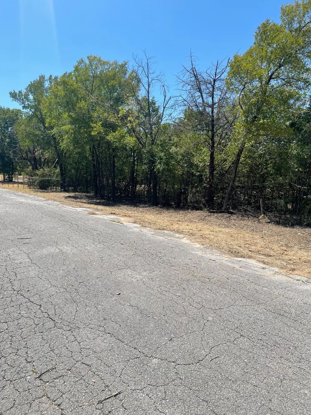 824 Truman Circle Lancaster, TX 75146