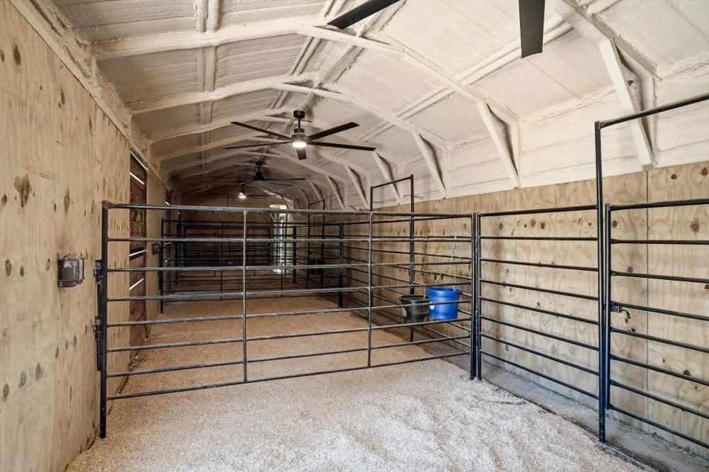 180 E Greer Road Sadler, TX 76264
