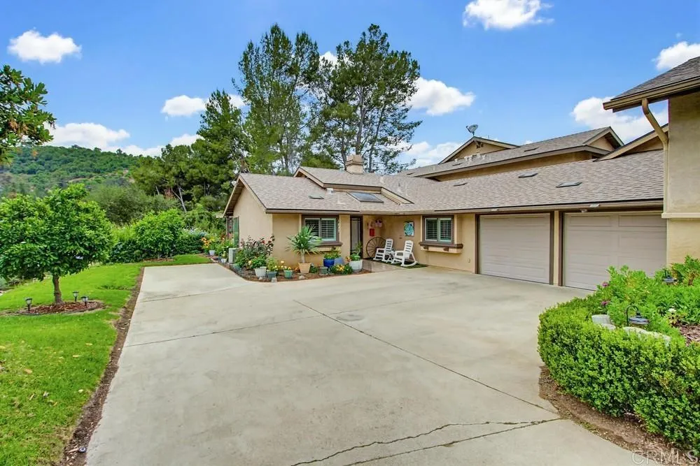 1637 Pala Lake Drive Fallbrook, CA 92028