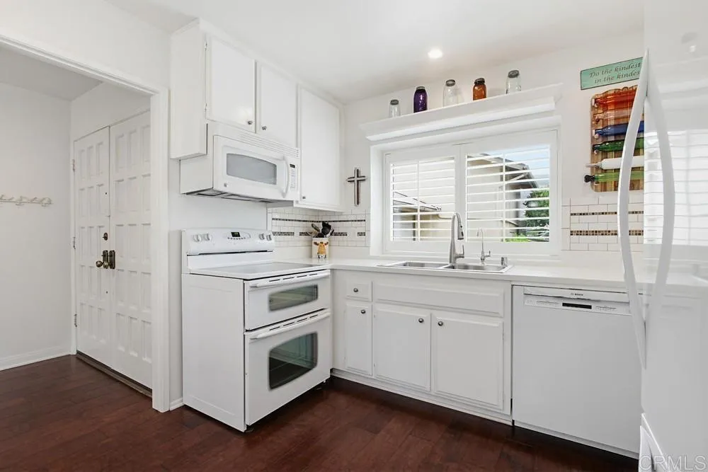 1637 Pala Lake Drive Fallbrook, CA 92028