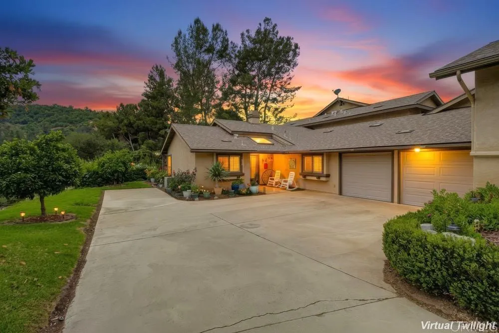 1637 Pala Lake Drive Fallbrook, CA 92028