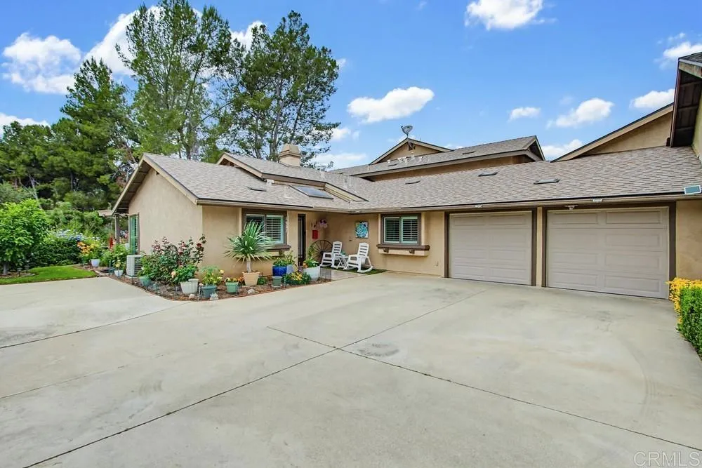 1637 Pala Lake Drive Fallbrook, CA 92028