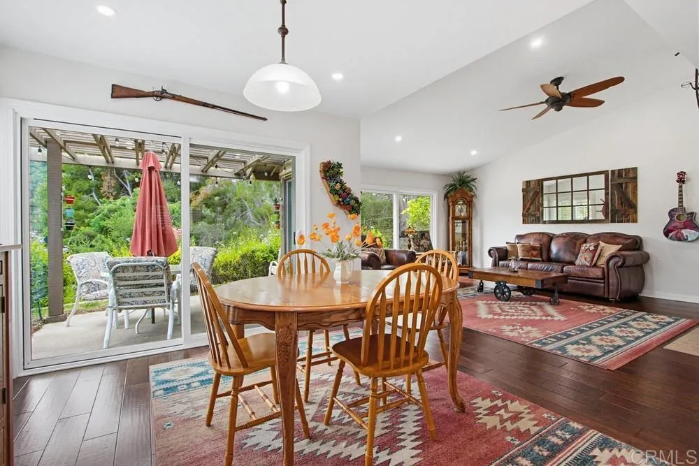 1637 Pala Lake Drive Fallbrook, CA 92028