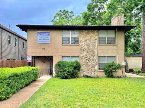 1107 Locust Street #3