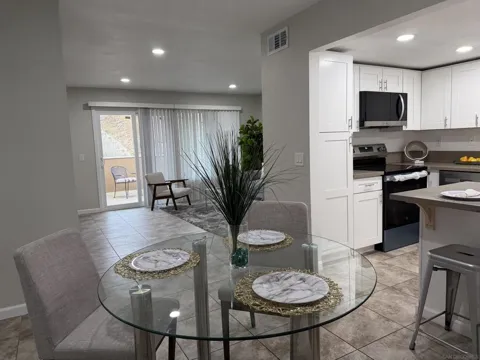 621 R Ave #22