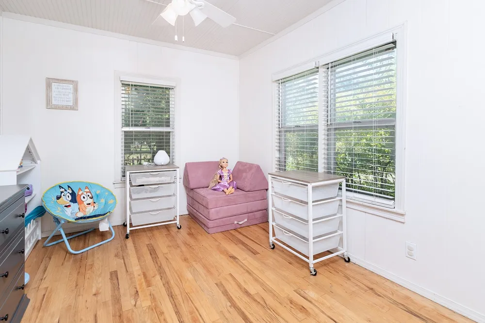 706 S Noyes Avenue Melvin, TX 76858