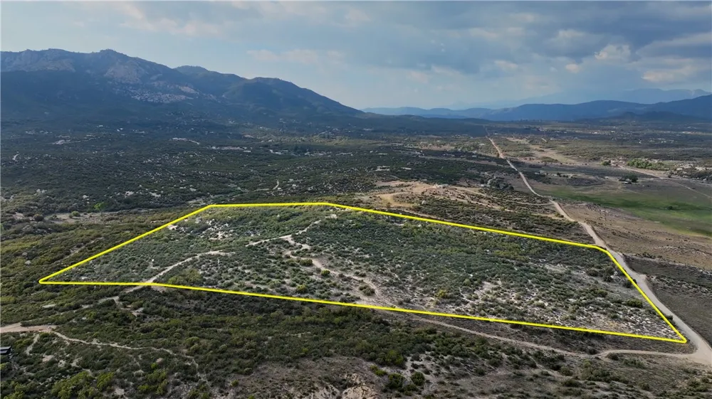 4 Indian Road Anza, CA 92539