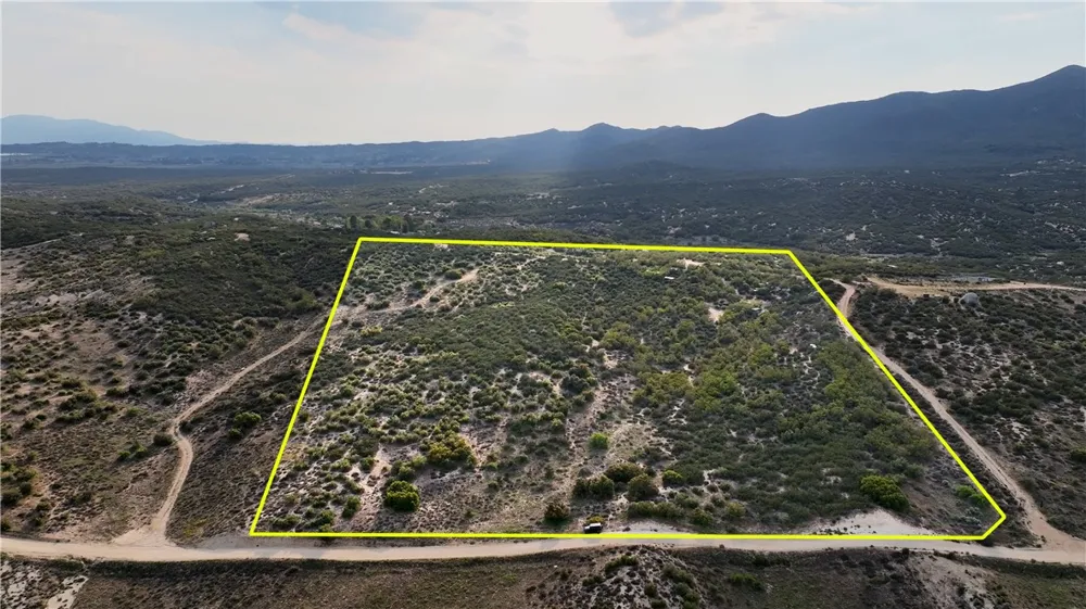 4 Indian Road Anza, CA 92539