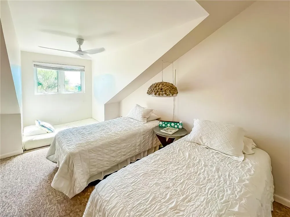 4580 370 TOWNHOUSE LANE #60 Upper Captiva, FL 33924
