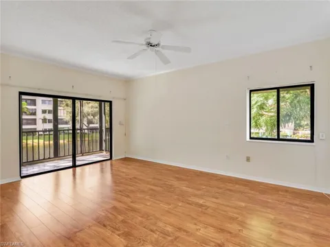 900 Arbor Lake Drive #9-206