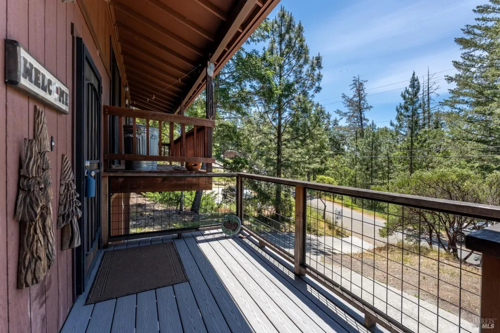1618 Daphne Drive Willits, CA 95490