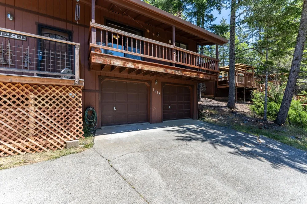 1618 Daphne Drive Willits, CA 95490