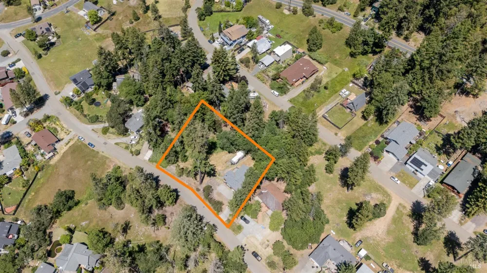 1618 Daphne Drive Willits, CA 95490