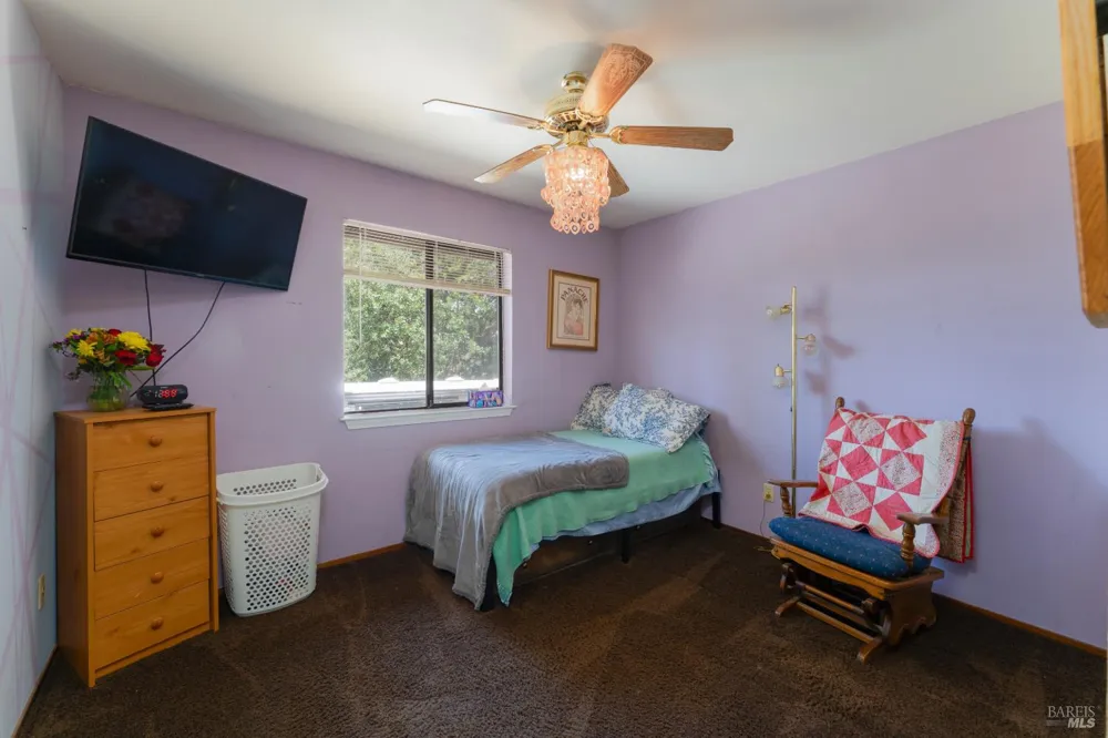 1618 Daphne Drive Willits, CA 95490