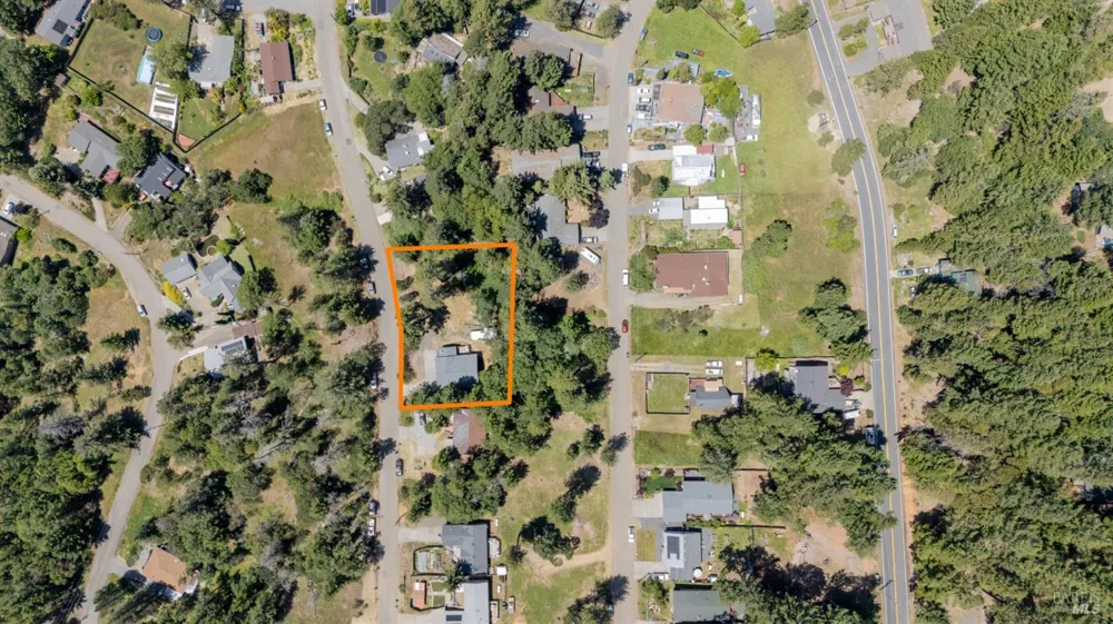 1618 Daphne Drive Willits, CA 95490