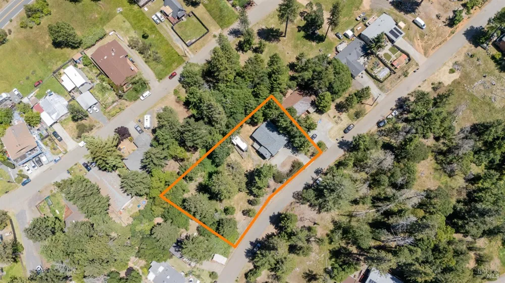 1618 Daphne Drive Willits, CA 95490