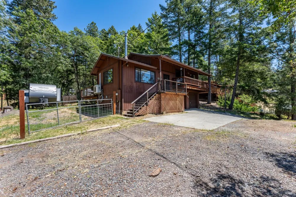 1618 Daphne Drive Willits, CA 95490
