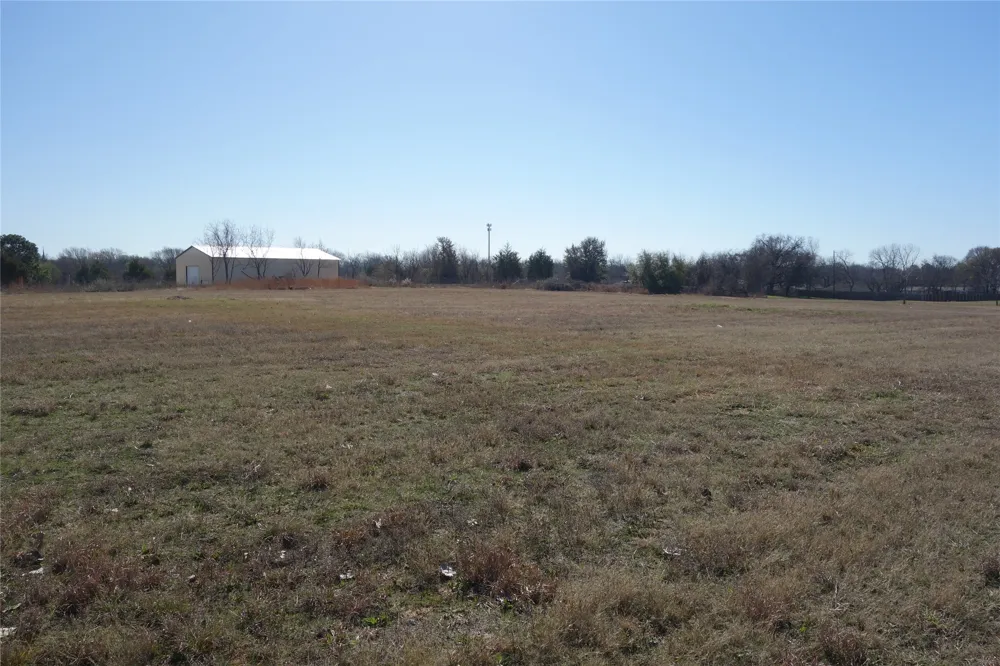 Moura Court Joshua, TX 76058