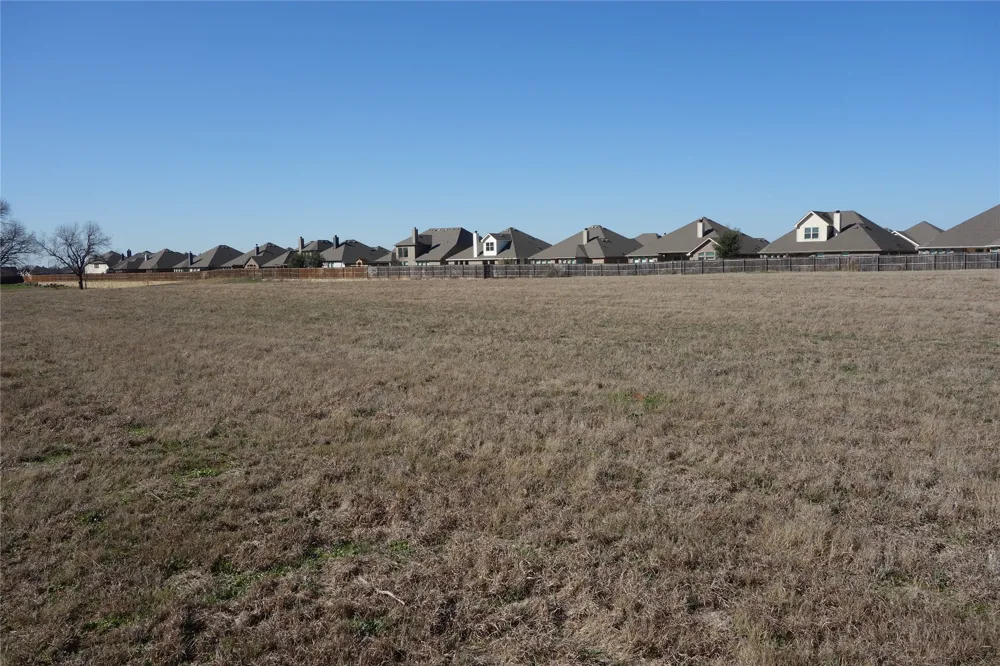 Moura Court Joshua, TX 76058