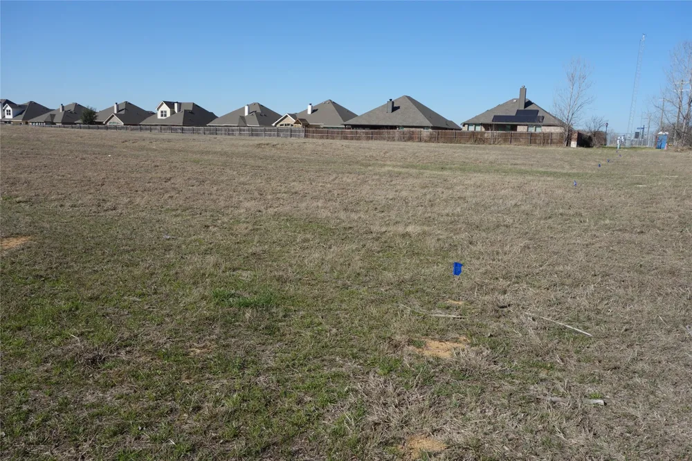 Moura Court Joshua, TX 76058