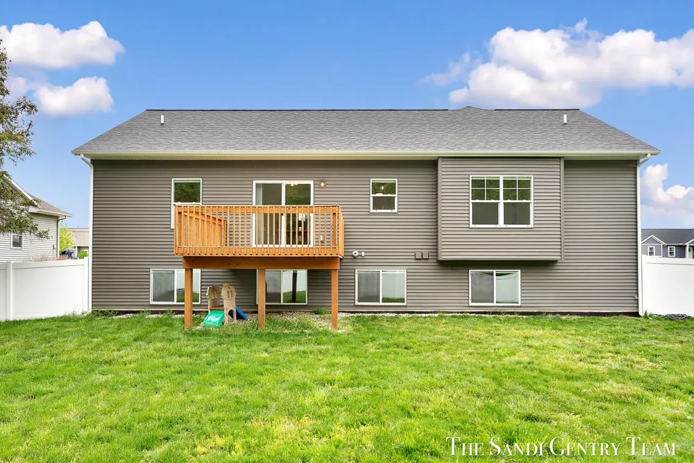 10775 Lance Avenue Allendale, MI 49401