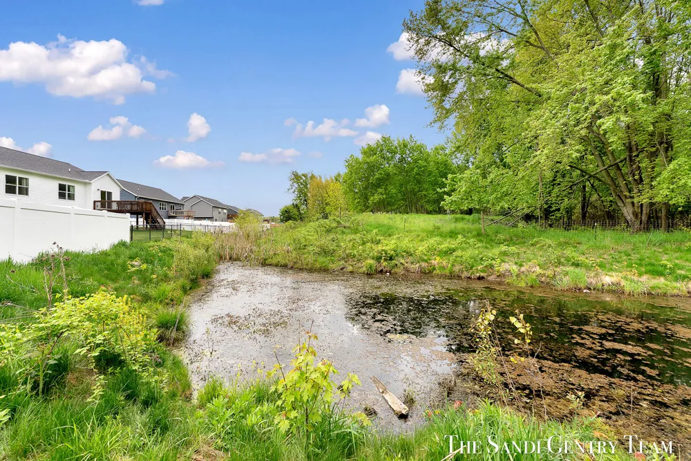 10775 Lance Avenue Allendale, MI 49401