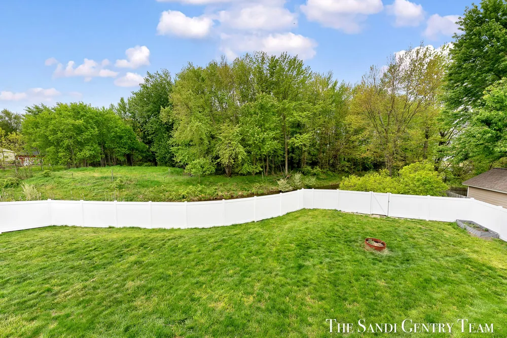 10775 Lance Avenue Allendale, MI 49401