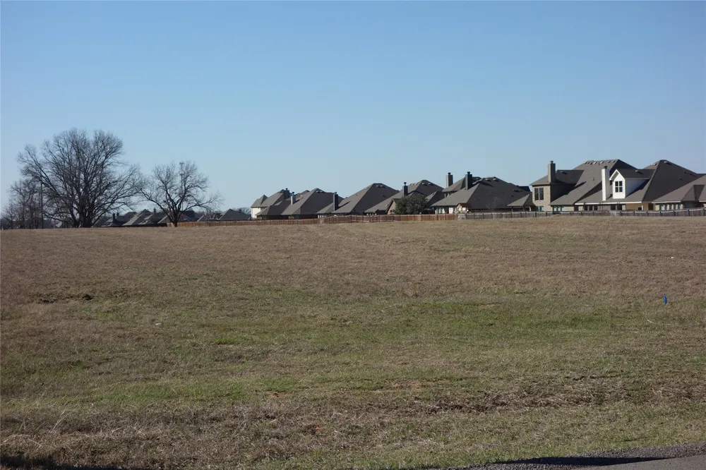 Moura Court Joshua, TX 76058