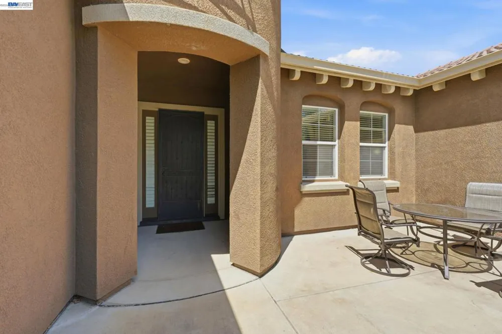 2359 Happy Valley Ln Manteca, CA 95336