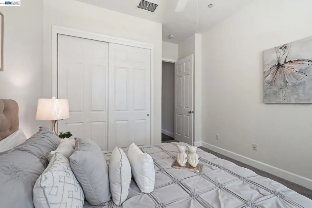 2359 Happy Valley Ln Manteca, CA 95336