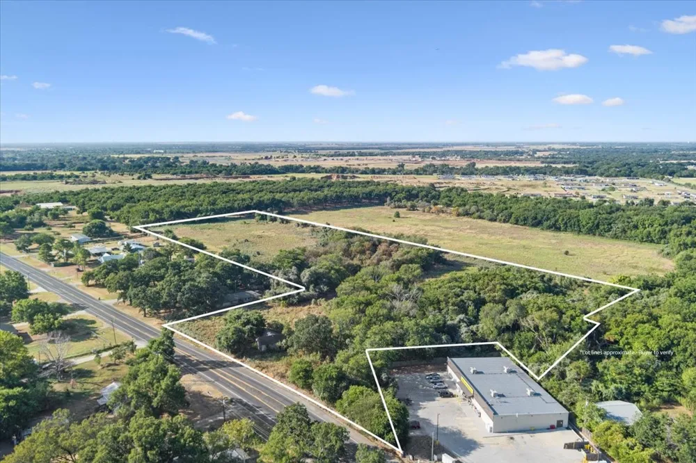 12999 Gholson Road Gholson, TX 76705