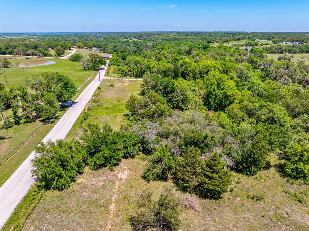 1874 County Road Springtown, TX 76082