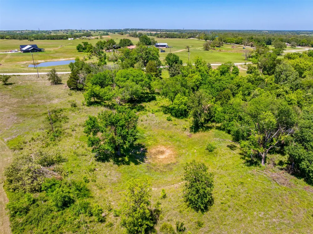 1874 County Road Springtown, TX 76082