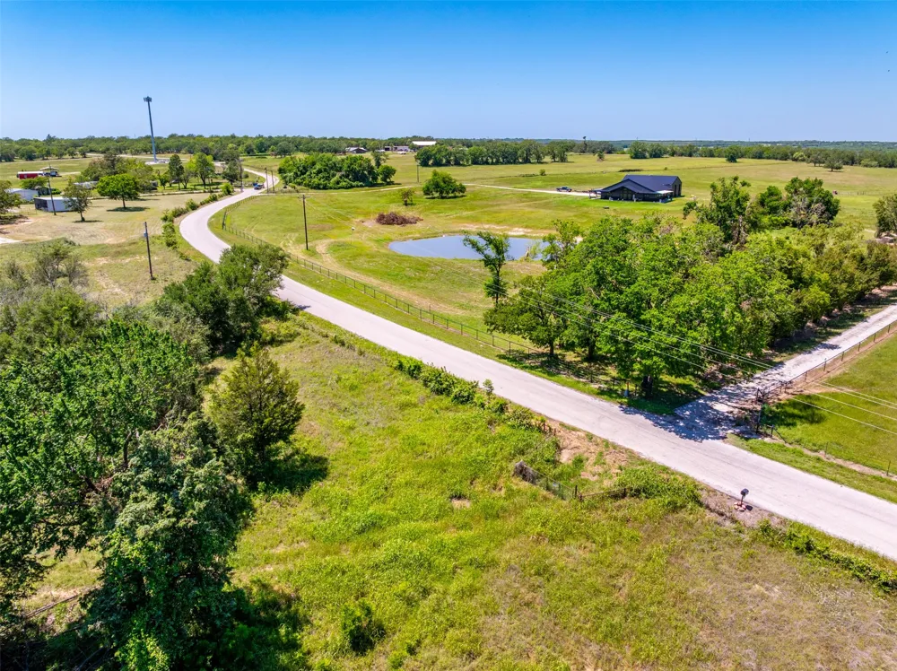 1874 County Road Springtown, TX 76082