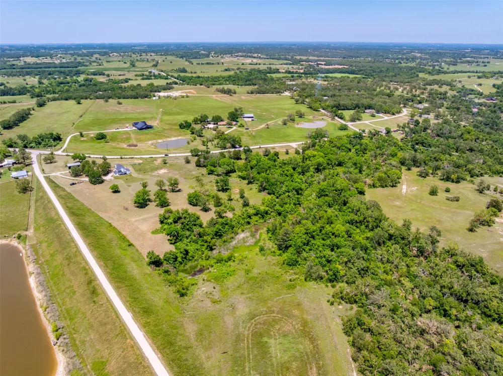 1874 County Road Springtown, TX 76082