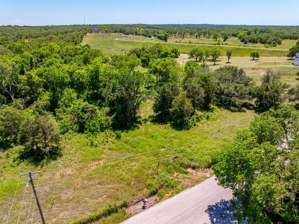 1874 County Road Springtown, TX 76082