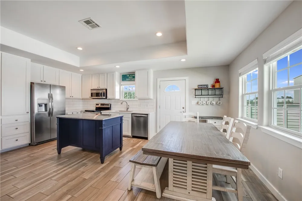 404 Chloes Way Port Aransas, TX 78373