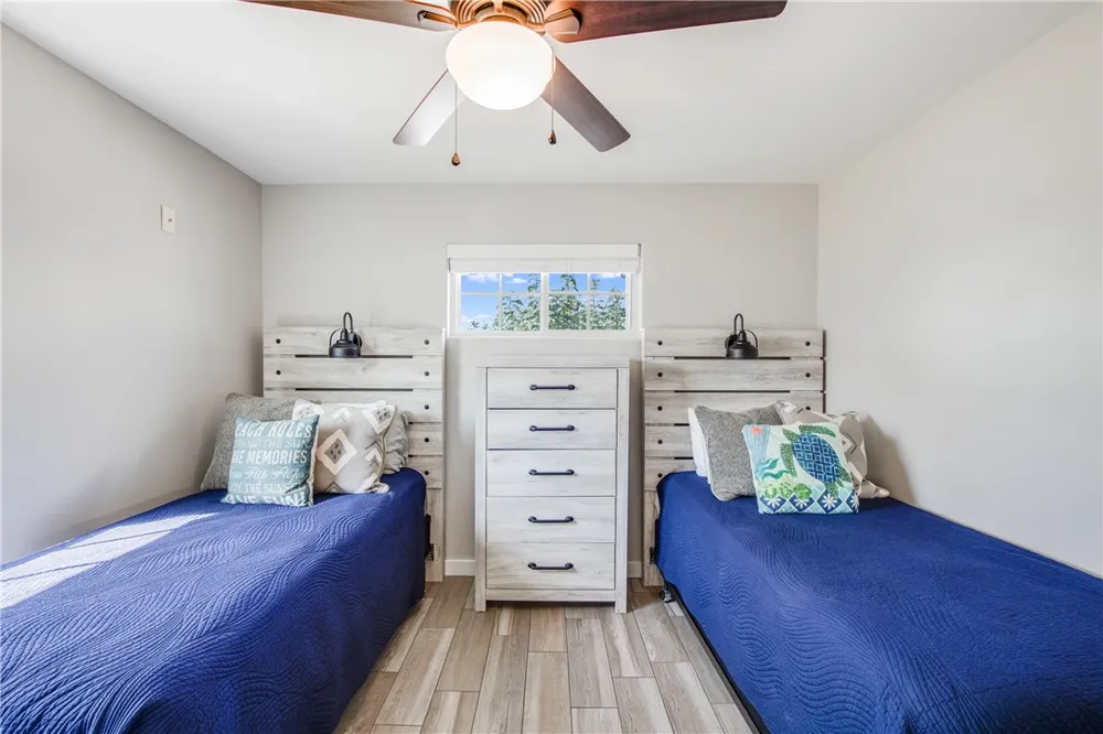 404 Chloes Way Port Aransas, TX 78373