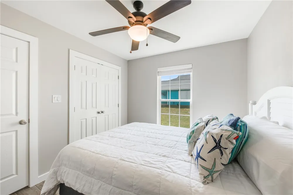404 Chloes Way Port Aransas, TX 78373