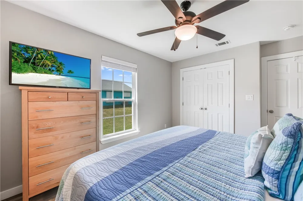 404 Chloes Way Port Aransas, TX 78373