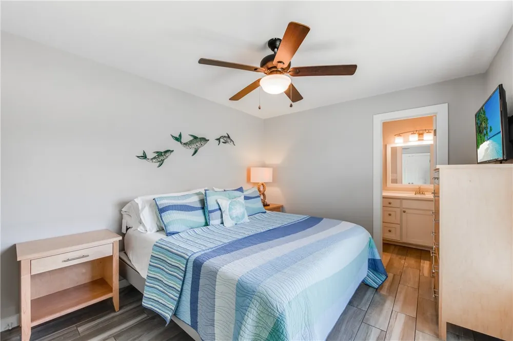 404 Chloes Way Port Aransas, TX 78373