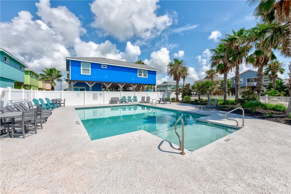 404 Chloes Way Port Aransas, TX 78373