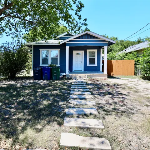 2323 W Salinas Street