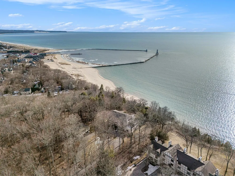 501 Michigan Avenue Frankfort City, MI 49635