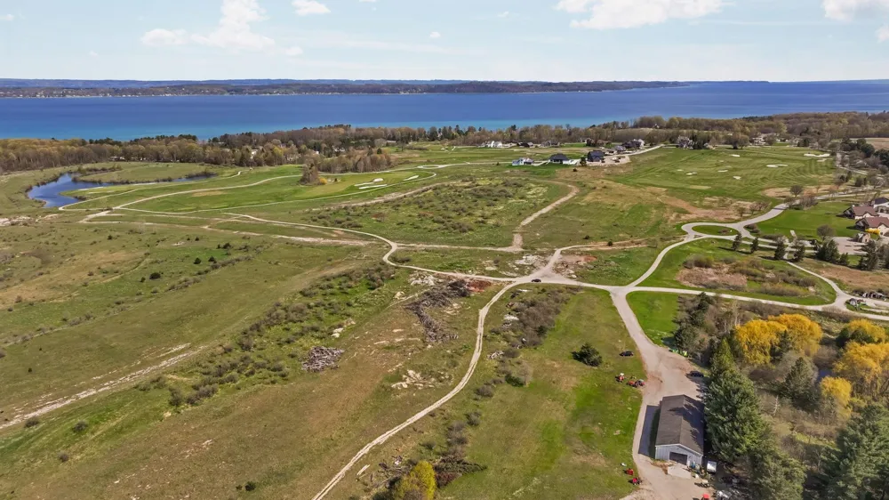 7549 Highgrove Acme Township, MI 49690