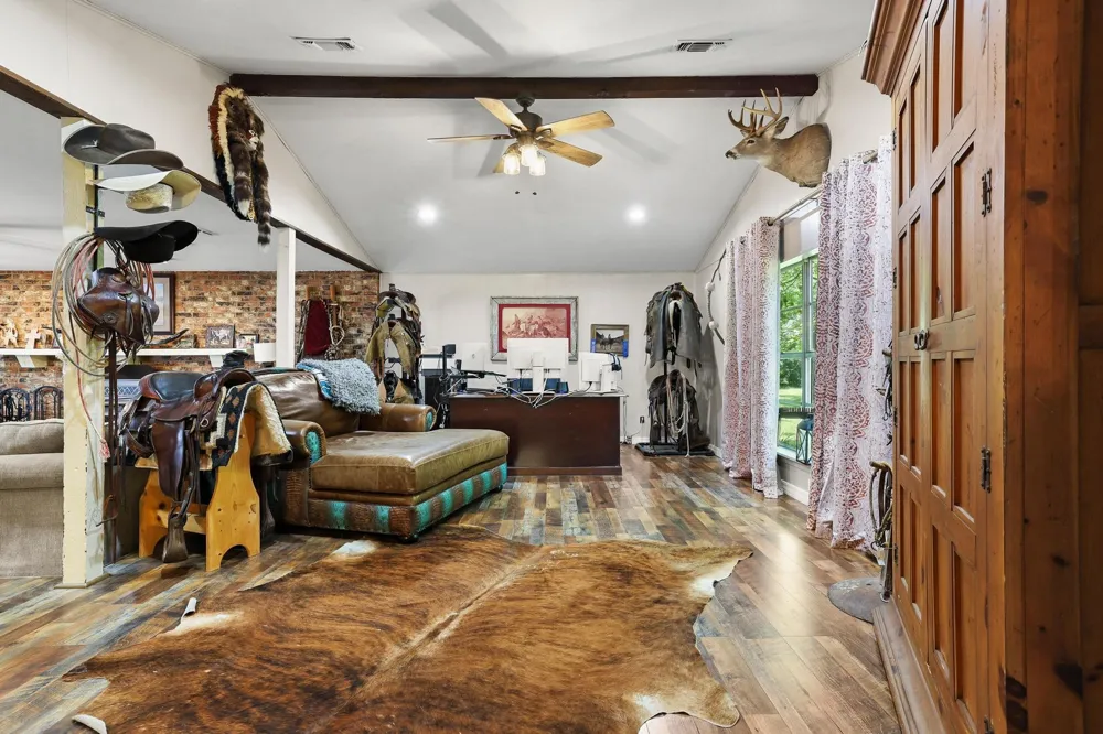 1847 County Road 4205 Bonham, TX 75418