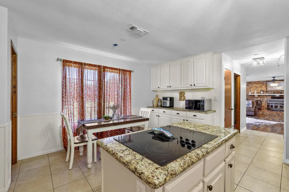 1847 County Road 4205 Bonham, TX 75418